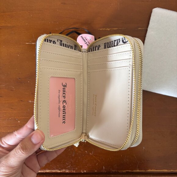 Juicy Couture royal wallet - Picture 3 of 4